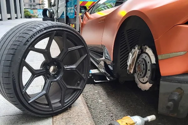 Locking wheel nut removal